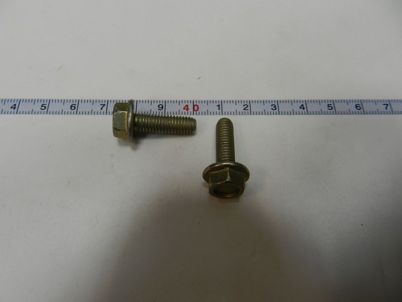 Болт (м6*19) с пр.шайбой в Нижнем Тагиле