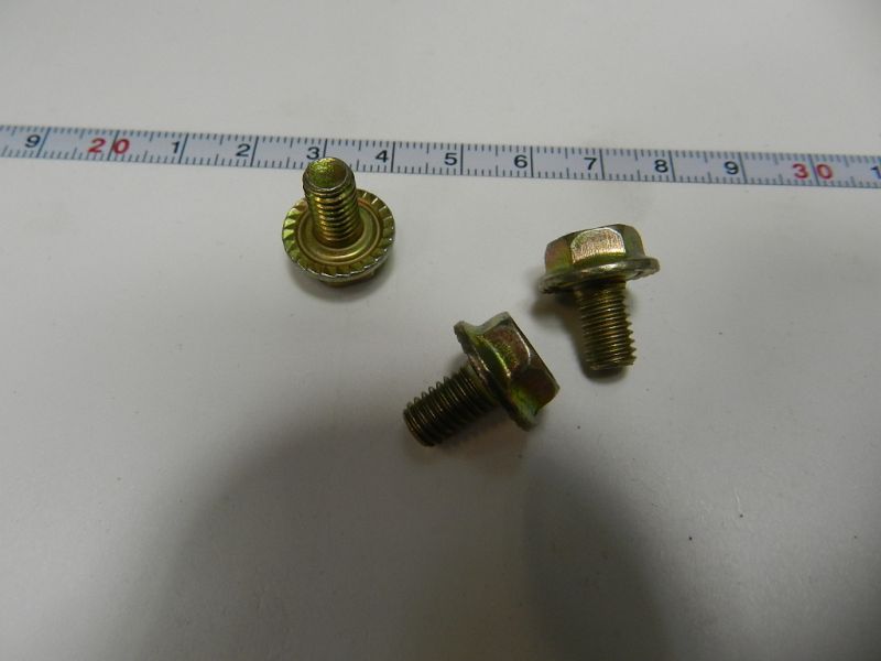 Болт (м6*12) с пр.шайбой в Нижнем Тагиле